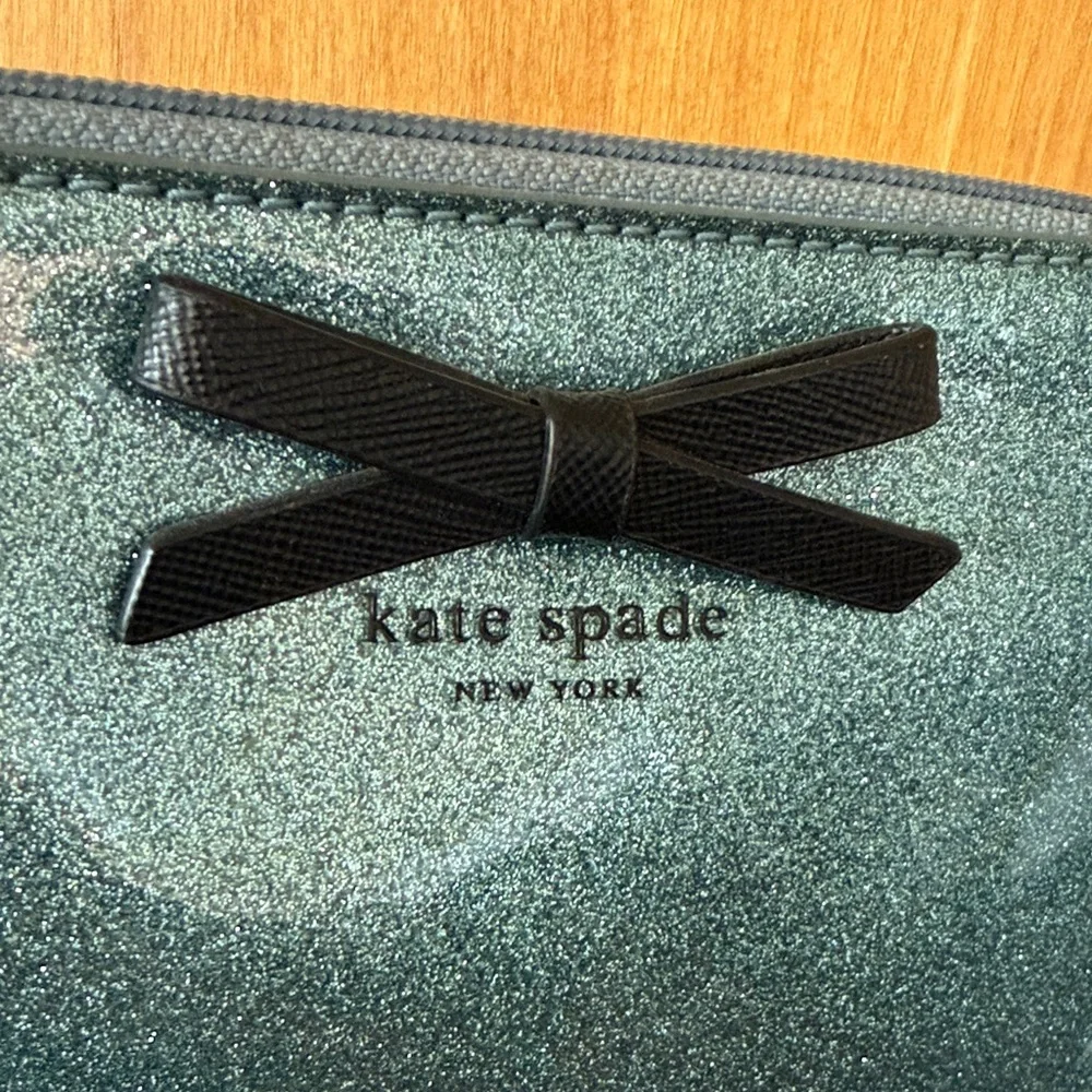 kate spade blue glitter crossbody with black bow - Picture 2 of 8